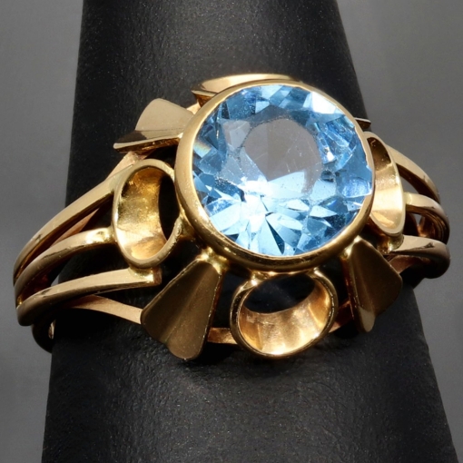 Vintage Damenring aus 333 8K Gold mit einem funkelnden, hellblauen Zirkonia - Größe 56