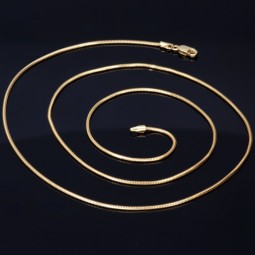 Feine Schlangenkette für Damen aus glänzendem 585er (14k) Gold in ca. 55cm und ca. 1 mm