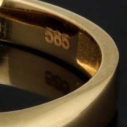 Wunderschöner Ring aus 14K 585 Gold in stilvollem Design, besetzt mit einem funkelnden, gelben Zirkonia RG ca. 55-56