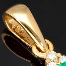 Kostbarer Smaragd-Anhänger in 18K 750 Gold bestückt mit einem edlen, kolumbianischen Smaragd (ca. 0,92 ct.) und 3 Diamanten (gesamt ca. 0,07 ct.)