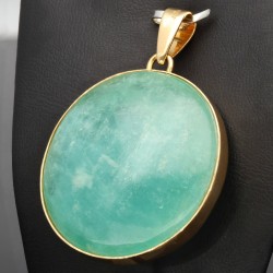 Einzigartiger Anhänger mit einem beachtlichen, natürlichen Aquamarin eingefasst in hochwertigem 18K 750 Gold - hergestellt in Handarbeit