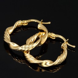 Twist-Creolen / Hoops in feinem Spiral-Design aus glänzendem 585er 14K Gold (Gelbgold)