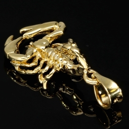 Glänzender Skorpion - Anhänger aus massivem 585er 14K Gold (Gelbgold)