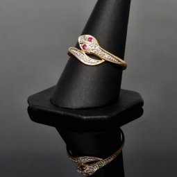 Außerwöhnlicher Ring in Form einer Schlange aus hochwertigem 18K 750 Gold (Bicolor - Gelbgold und Weißgold) mit Zirkonia - Größe 58